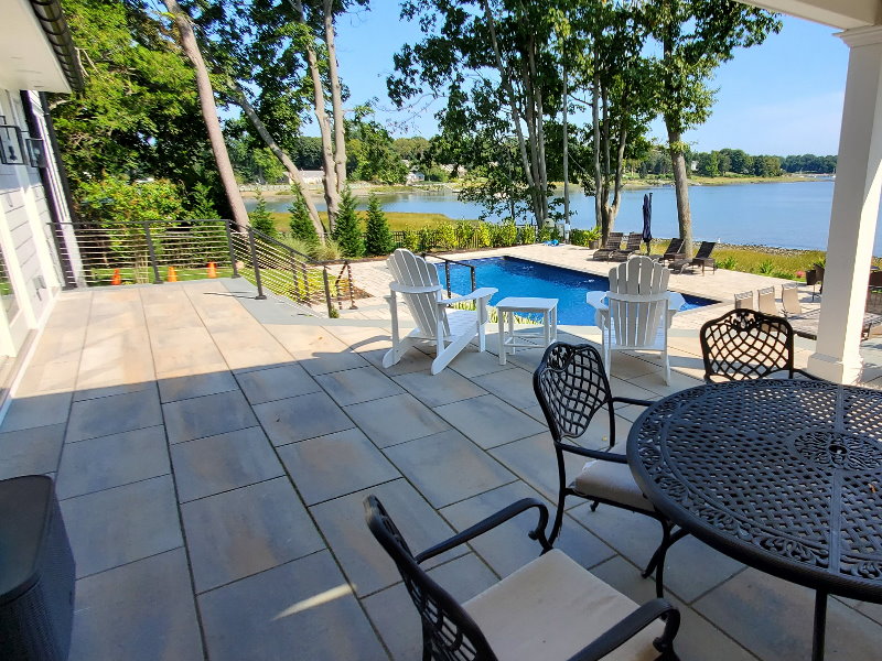 techo-bloc blu grande pavers waterfront